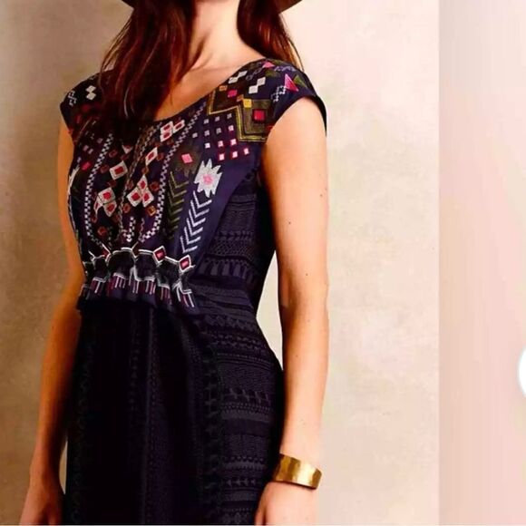 Anthropologie One September Navy Embroidered Tunic size Small - Picture 5 of 7